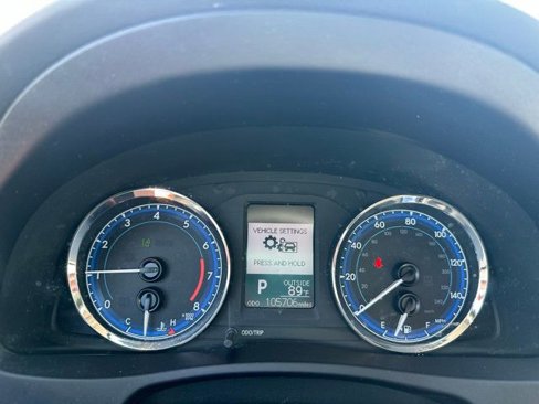 Used 2017 Toyota Corolla L image 14