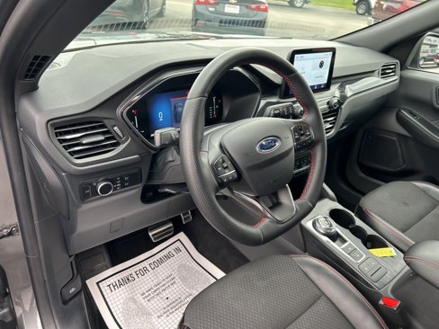 Used 2024 Ford Escape ST-Line image 14