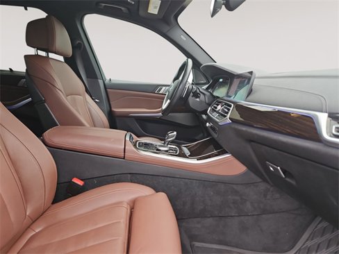 Used 2021 BMW X5 xDrive40i w/ Premium Package image 15