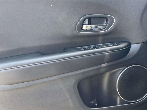 Used 2021 Honda HR-V EX image 13