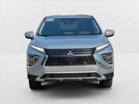 Used 2022 Mitsubishi Eclipse Cross SE image 2