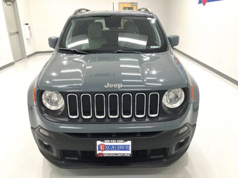 Used 2018 Jeep Renegade Latitude image 5