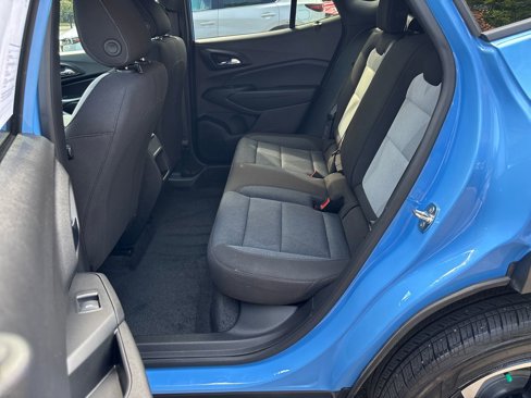 Used 2024 Chevrolet Trax RS image 25