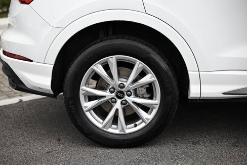 Used 2023 Audi Q3 2.0T Premium image 6