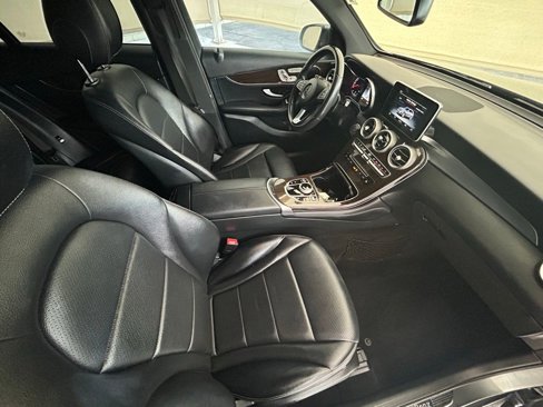 Used 2018 Mercedes-Benz GLC 300 image 12