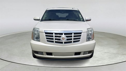 Used 2013 Cadillac Escalade ESV Luxury image 2