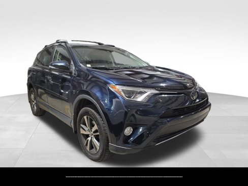 Used 2018 Toyota RAV4 XLE w/ Plus Extra Value Package image 4