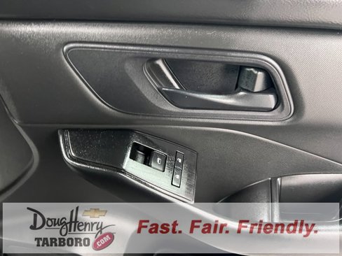 Used 2024 Nissan Rogue S image 37
