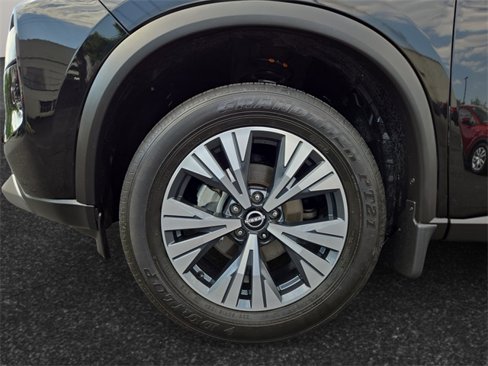 Used 2022 Nissan Rogue SV image 10
