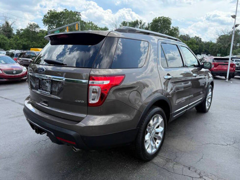 Used 2015 Ford Explorer Limited w/ Equipment Group 302A image 8