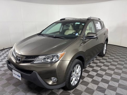 Used 2014 Toyota RAV4 Limited image 3