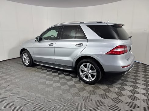 Used 2013 Mercedes-Benz ML 350 4MATIC image 3