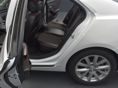Used 2013 Chevrolet Malibu LT image 20