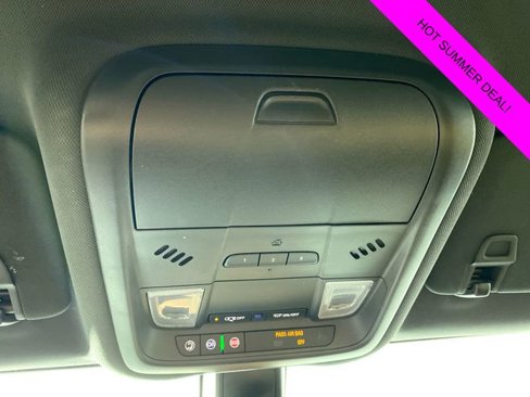 Used 2019 Chevrolet Equinox Premier image 11