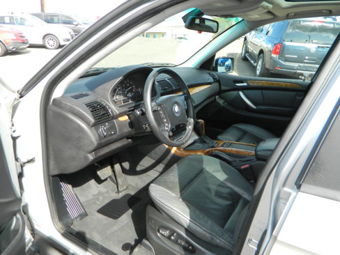 Used 2001 BMW X5 3.0i image 10