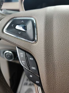 Used 2017 Lincoln MKC Reserve image 23