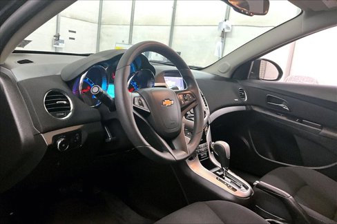Used 2015 Chevrolet Cruze LT w/ RS Package image 12