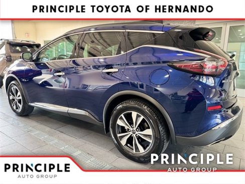 Used 2023 Nissan Murano SV image 7