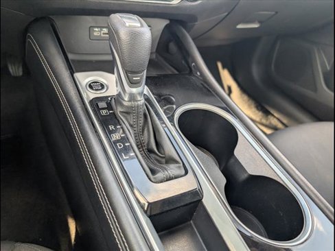 Used 2023 Nissan Altima 2.5 SV image 14