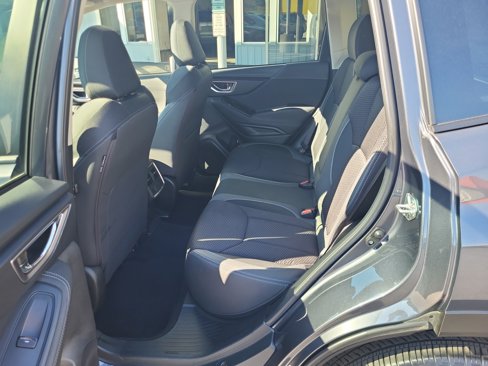 Certified 2022 Subaru Forester Premium image 11