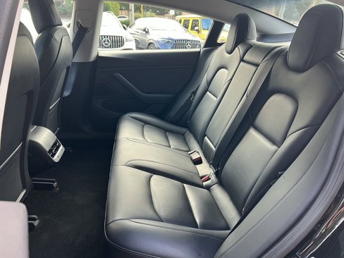 Used 2018 Tesla Model 3 Mid Range image 27