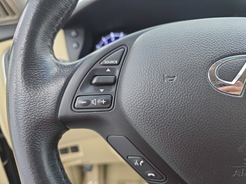 Used 2017 INFINITI QX50 2WD image 16