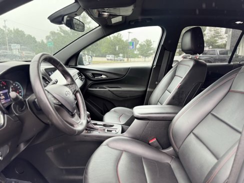 Used 2022 Chevrolet Equinox RS w/ RS Leather Package image 16