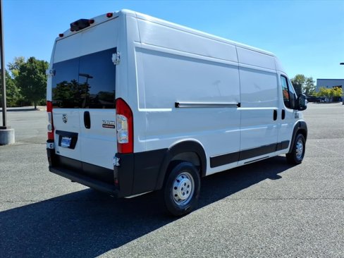 Used 2022 RAM ProMaster 2500 image 4