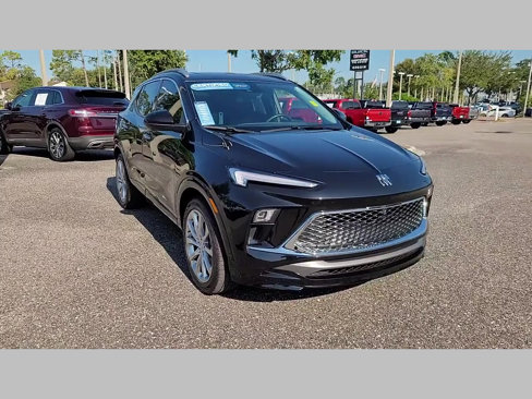Used 2024 Buick Encore GX Avenir w/ Avenir Technology Package image 34
