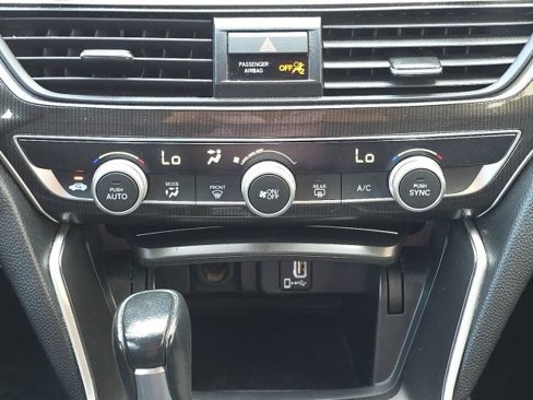 Used 2020 Honda Accord Sport image 29