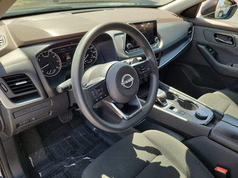 Used 2023 Nissan Rogue S image 21