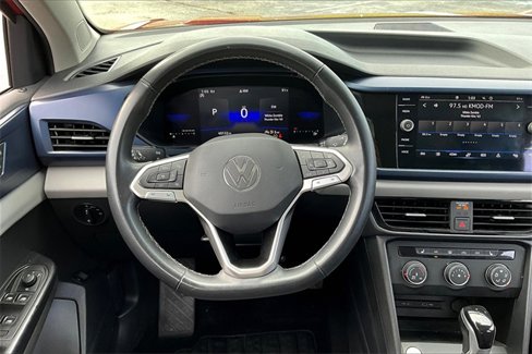 Used 2022 Volkswagen Taos SE image 8