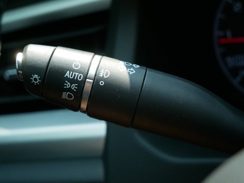 Used 2019 GMC Acadia SLE image 33