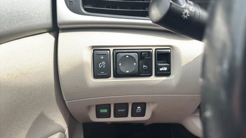 Used 2015 Nissan Sentra SV image 34