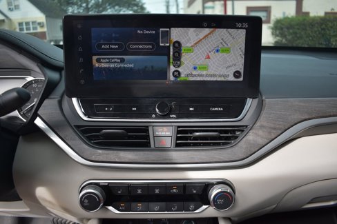 Used 2023 Nissan Altima 2.5 SV w/ SV Premium Package image 17