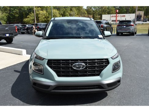 New 2025 Hyundai Venue SE image 7