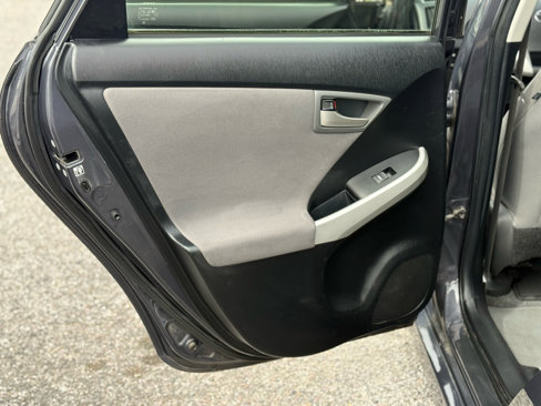 Used 2015 Toyota Prius Prime Advanced image 33