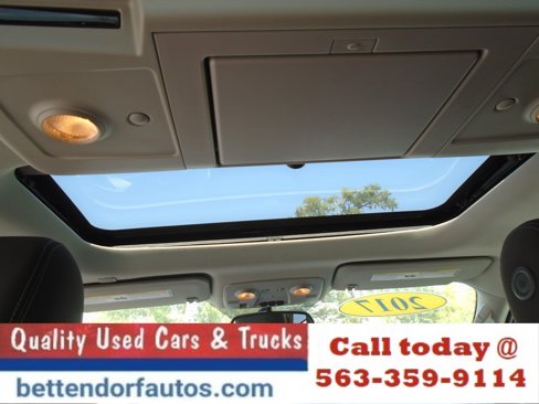 Used 2017 Chevrolet Traverse LT w/ Traveler's Package image 10