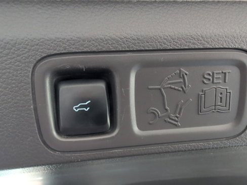 Used 2019 Ford Expedition Limited image 14
