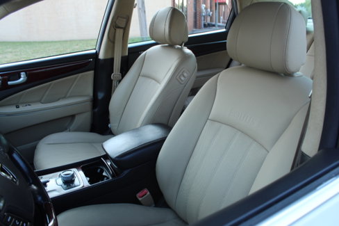 Used 2012 Hyundai Equus Signature image 13