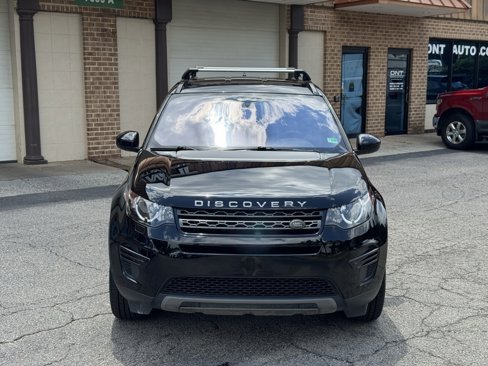 Used 2018 Land Rover Discovery Sport SE image 3