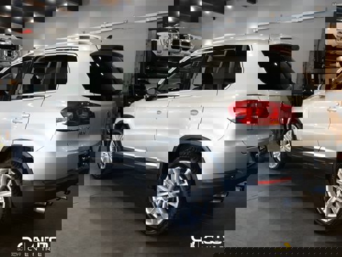 Used 2014 Volkswagen Tiguan SEL image 6