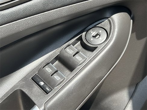 Used 2017 Ford Escape Titanium image 17