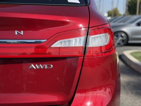 Used 2017 Lincoln MKX Reserve w/ Driver Assistance Package image 26