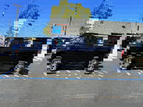Used 2024 RAM 2500 Laramie w/ Safety Group image 8