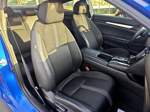 Used 2020 Honda Civic Sport image 9