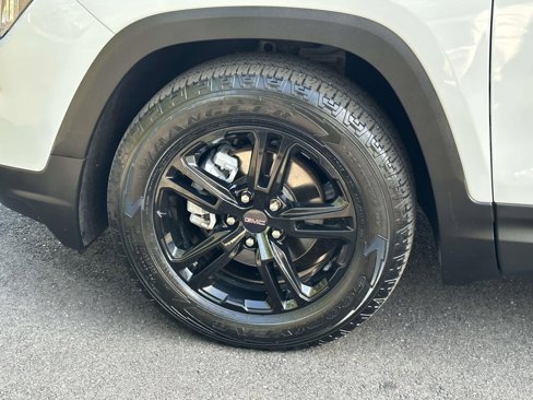 Certified 2022 GMC Terrain AT4 w/ Tech Package image 12