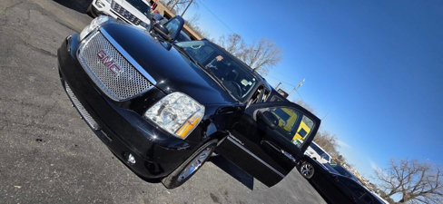 Used 2013 GMC Yukon XL Denali image 18