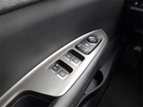 Certified 2020 Kia Optima S image 24