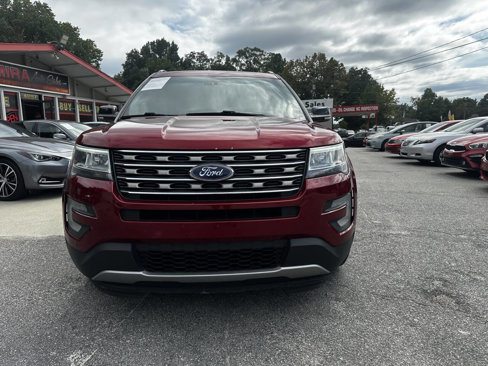 Used 2016 Ford Explorer XLT w/ Equipment Group 202A image 9